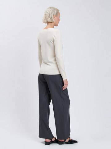 Influencer Sweater in Beige