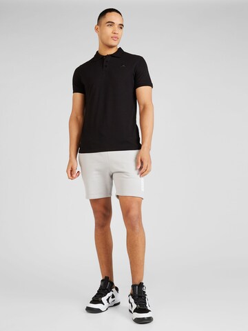 ALPHA INDUSTRIES Regular Shorts in Grau