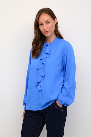 Cream Blouse 'Tiah' in Blue: front