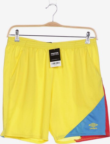 UMBRO Shorts in 34 in Yellow: front
