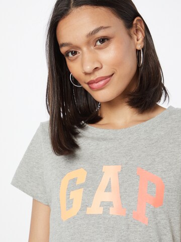 GAP T-Shirt in Grau