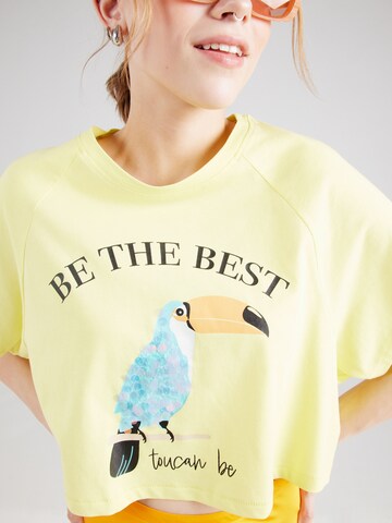 ONLY T-shirt 'ONLKITA' i gul