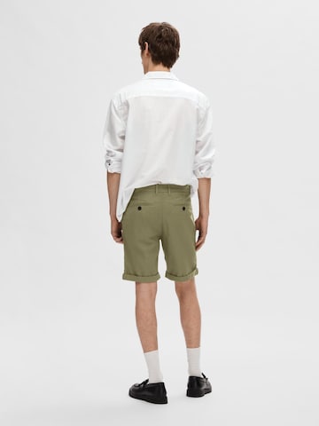 Coupe slim Pantalon chino 'LUTON' SELECTED HOMME en vert