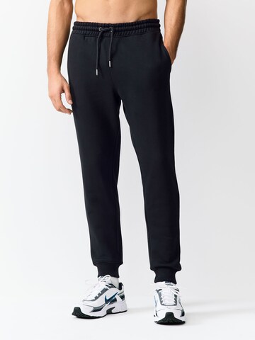 Next Tapered Broek in Blauw: voorkant