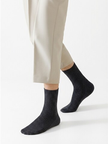 Millo Socken 'Cosy Steps'‌‌‌ in Grau