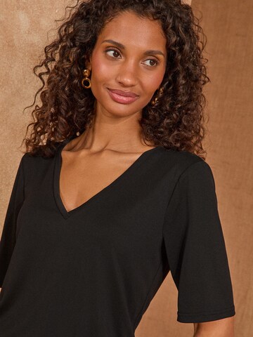 love & roses Μπλουζάκι σε μαύρο