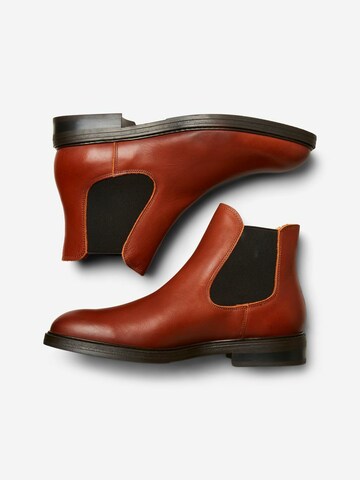 SELECTED HOMME - Botas chelsea em castanho