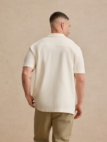 DAN FOX APPAREL Regular Fit Skjorte 'Leon' i hvid