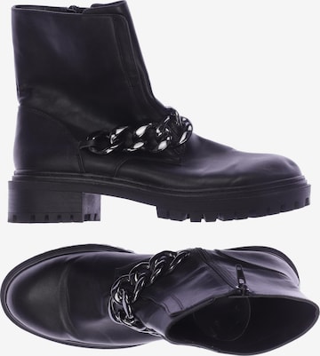 Bershka Dress Boots in 41 in Black: front