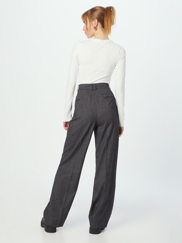 ONLY Regular Pleat-front trousers 'ALYSSA' in Grey