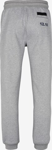 Twelvesixteen 12.16 Loosefit Cargohose in Grau