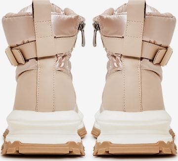 CESARE GASPARI Snow Boots in Beige