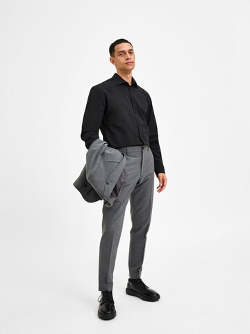 SELECTED HOMME - regular Pantalón de pinzas 'Josh' en gris