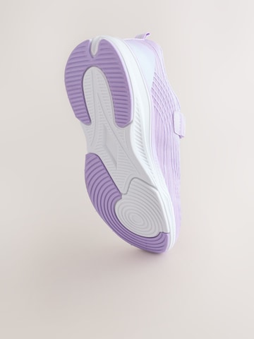 Next Sneaker in Lila