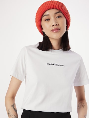 Calvin Klein Jeans Тениска 'INSTITUTIONAL' в бяло