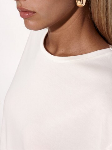 Busem Shirt in White