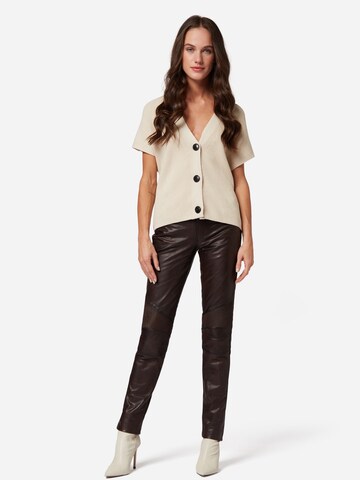 RICANO - Slimfit Pantalón 'Donna' en marrón