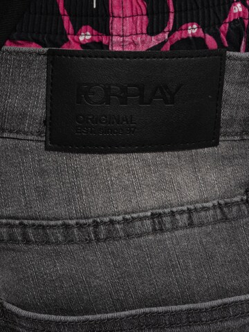 Forplay Regular Shorts 'Ezra' in Grau