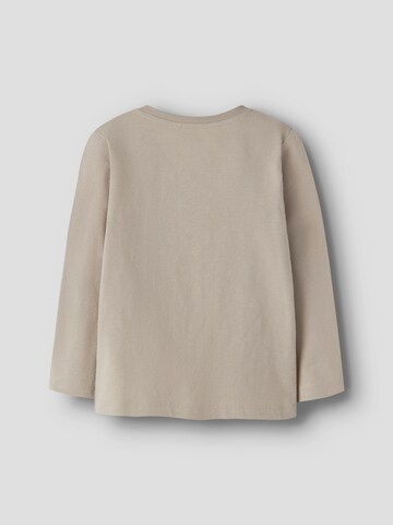 NAME IT - Camiseta 'NMMRESEQ' en marrón