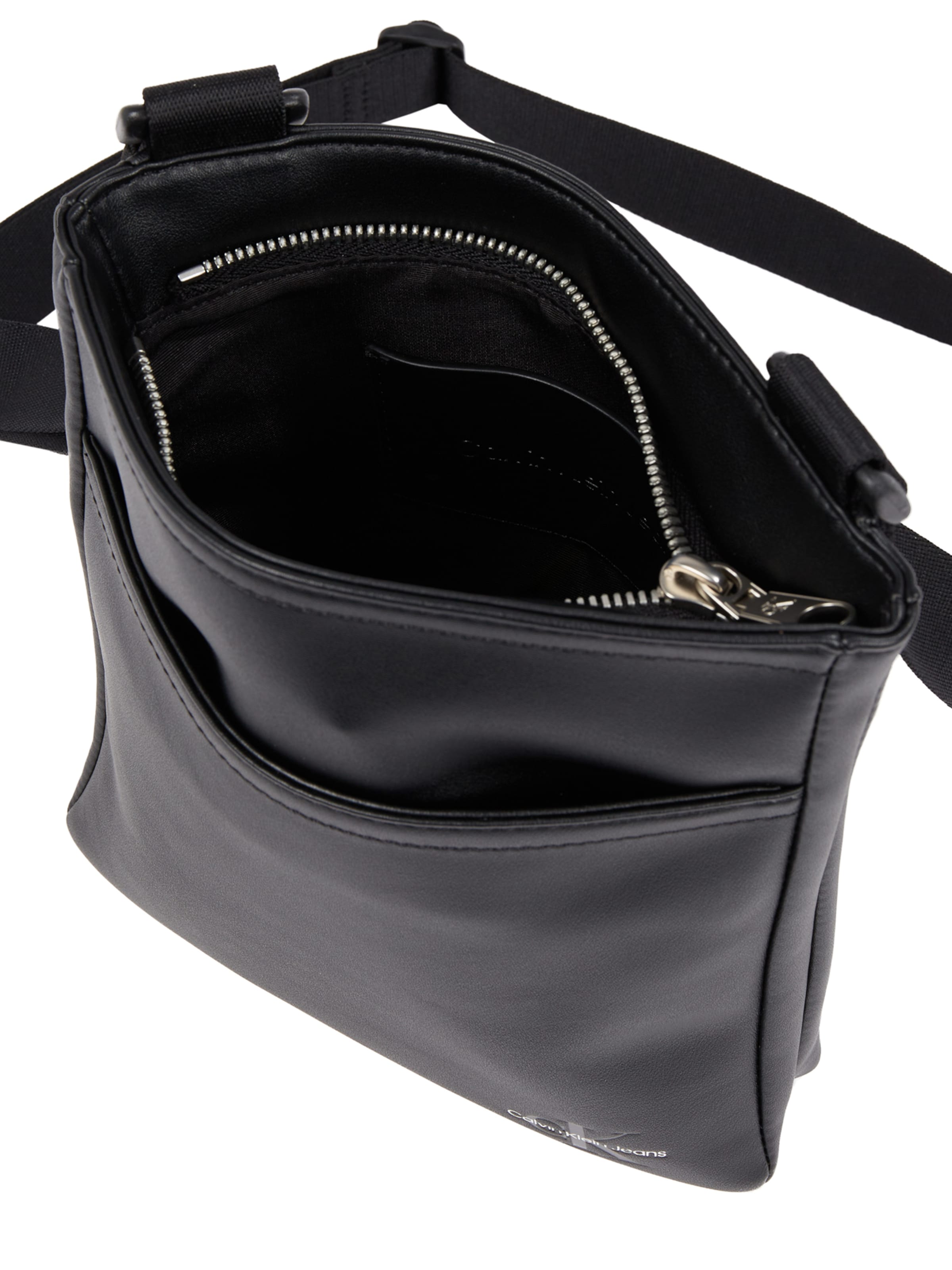 Calvin Klein Τσάντα ώμου σε μαύρο