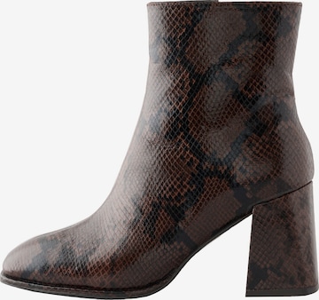 Next Enkellaarsjes 'Forever Comfort' in Bruin: voorkant