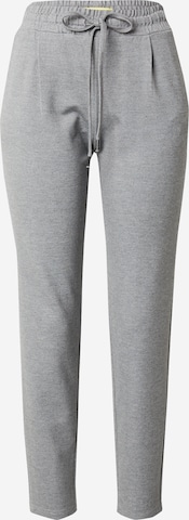 Pantalon à pince QS en gris : devant