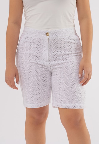 October Regular Pants in White: front