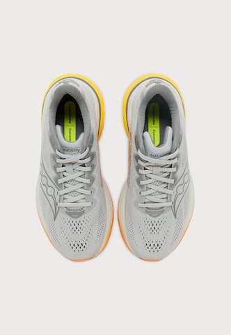 saucony Springsko 'RIDE 19' i grå