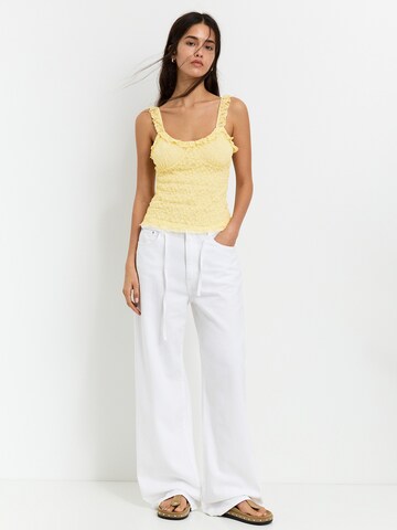Pull&Bear Топ в жълто