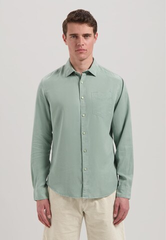 Dstrezzed Regular fit Button Up Shirt 'Lamont' in Green: front