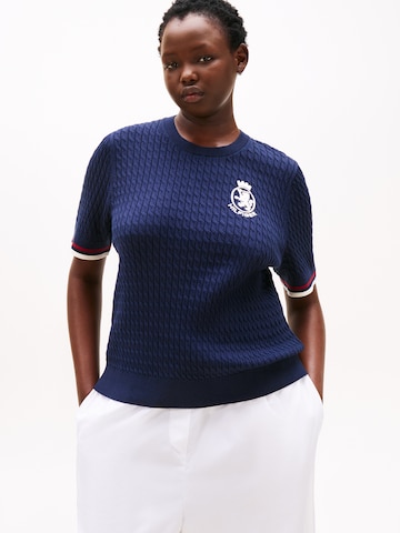 Tommy Hilfiger Curve Sweater in Blue: front