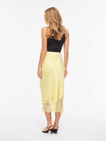 Gonna 'VISabel' di VILA in giallo