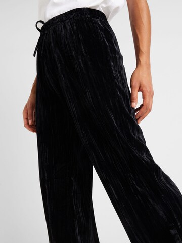 J.Lindeberg Wide leg Broek 'Noah' in Zwart