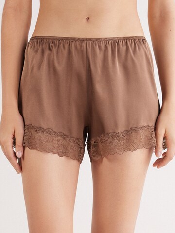 INTIMISSIMI Pyjamahose in Braun: Vorderseite