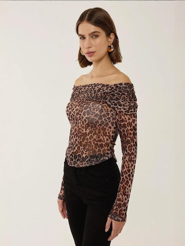 Hiccup Top in Brown