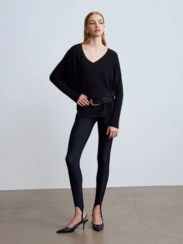 Dilvin Sweater 'Pullover' in Black: front
