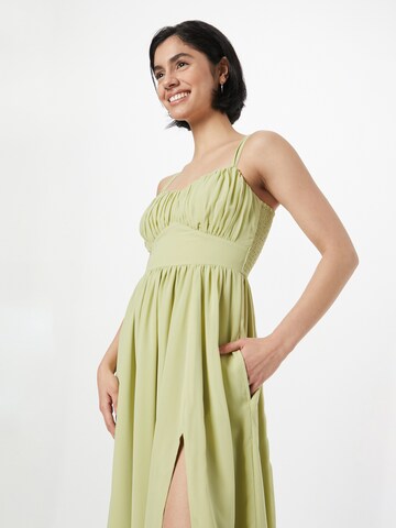 Rochie de la Abercrombie & Fitch pe verde