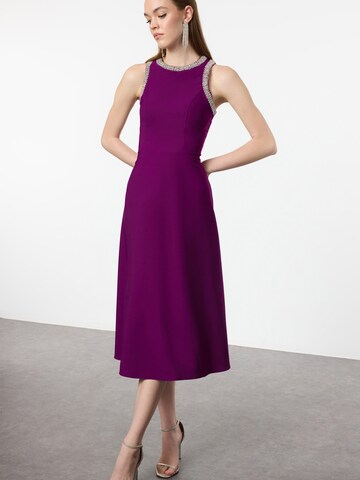 Trendyol Kleid in Lila