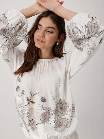 monari Blus i beige