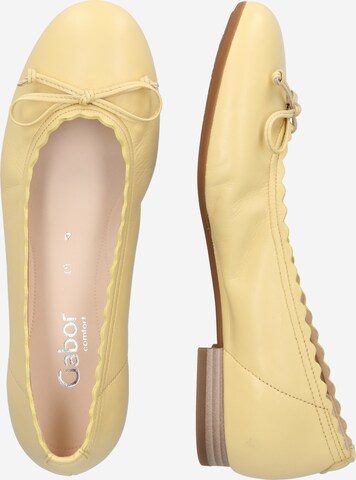 GABOR Ballet Flats in Yellow