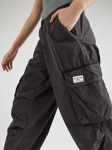 BDG Urban Outfitters Loosefit Cargo nadrágok - fekete