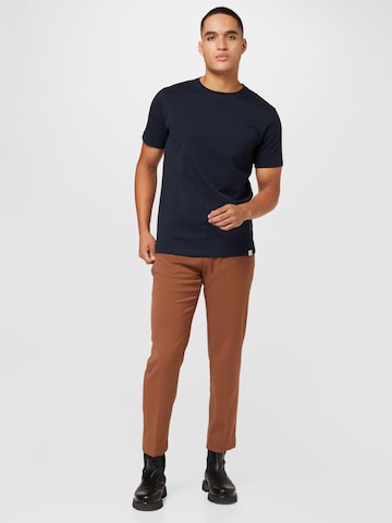 Tricou 'Niels Standard' de la NORSE PROJECTS pe albastru