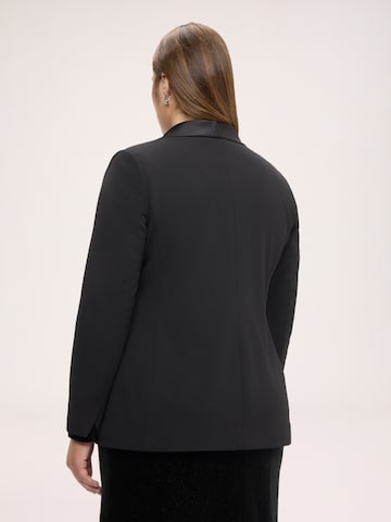 Fiorella Rubino Blazers in Zwart