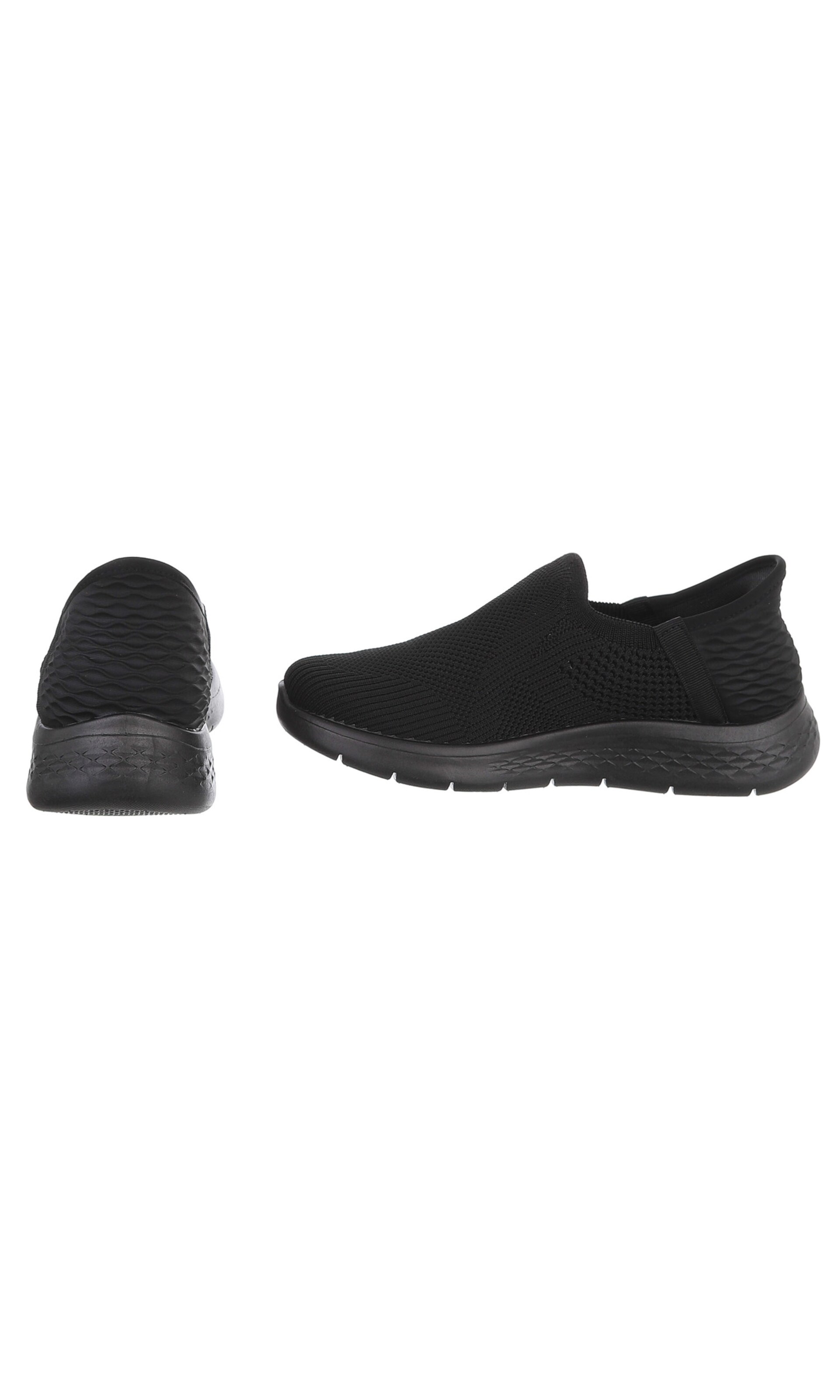 CoolWalk Classic Flats in Black