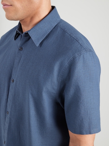 Fit confort Chemise HOLLISTER en bleu