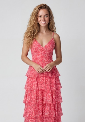 IZIA - Vestido em vermelho