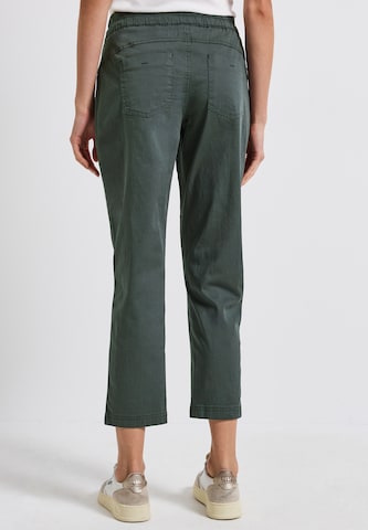 STREET ONE Slim fit Pants in Green