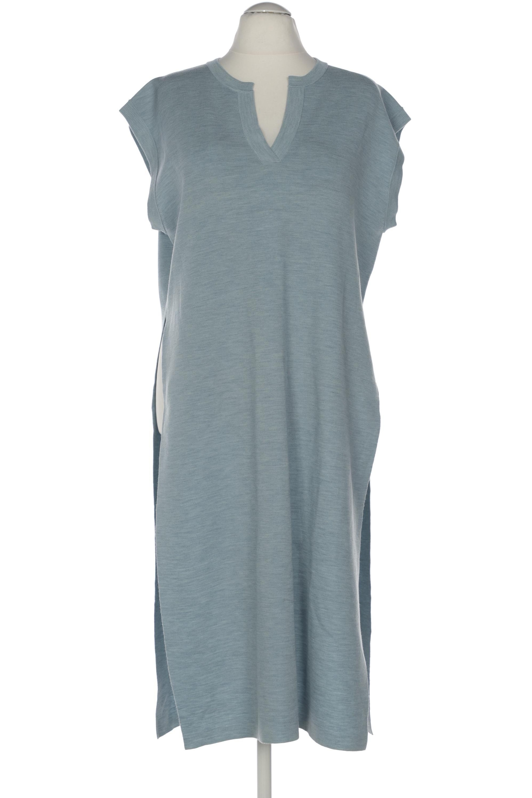 hessnatur Sweater & Cardigan in M in Blue: front