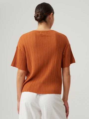 The Fated Shirt 'ZIMMY' in Orange: back