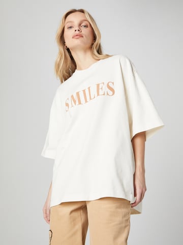 Smiles T-Shirt 'Kalle' - (GOTS) in Weiß: predná strana